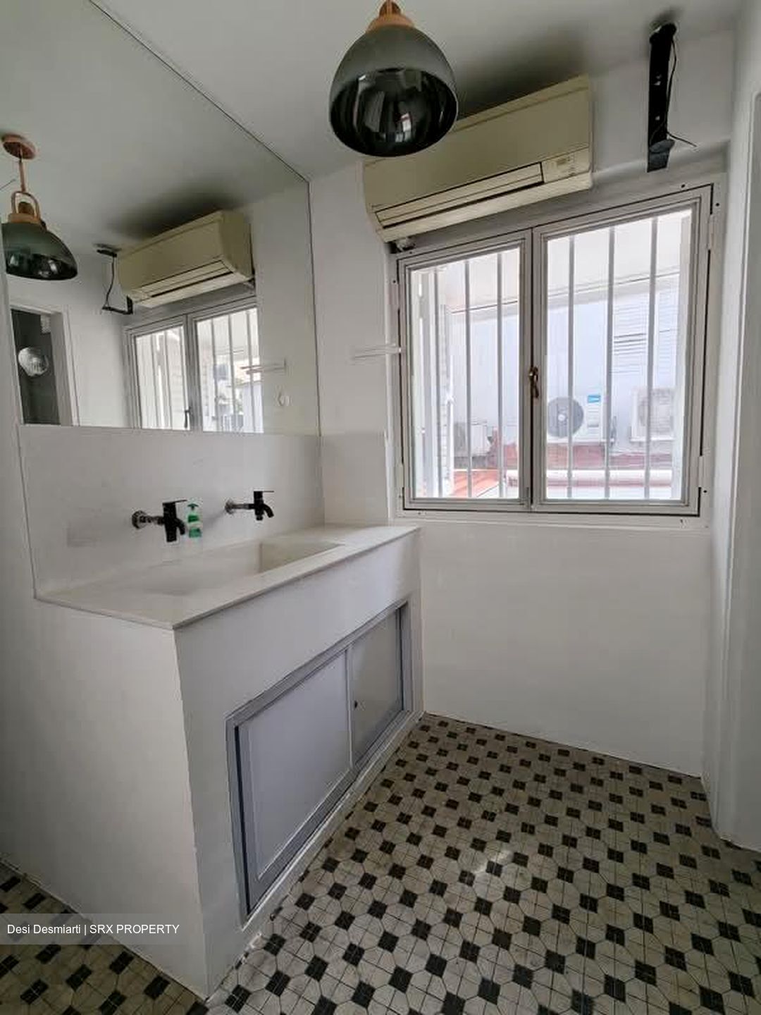 Prinsep Street (D7), Office #566772231